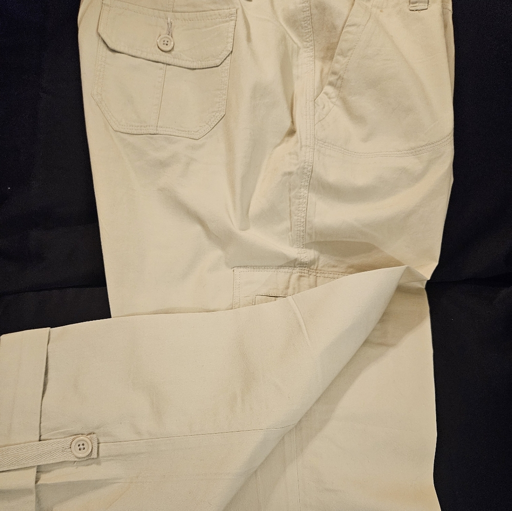Capri pants